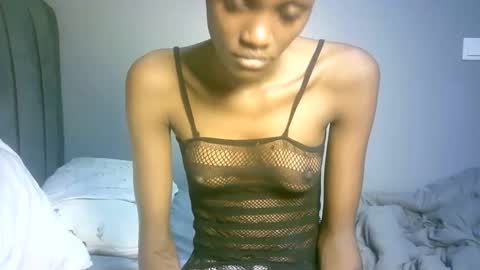 maskgang001 online show from 19, 10, 2025