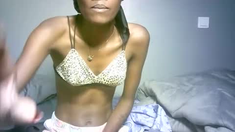 Snapshot of maskgang001 chatting on 6, 3, 2026 maskgang001 online show from 6, 3, 2026