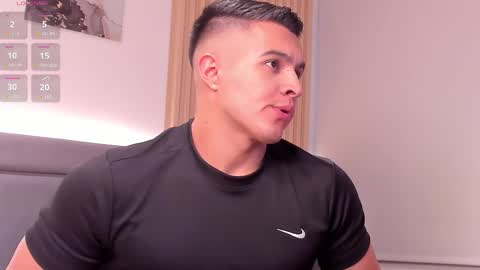 Mason Bennet online show from 25, 3, 2026