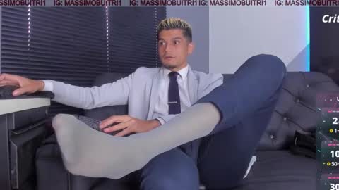 I am Massimo online show from 3, 2, 2026