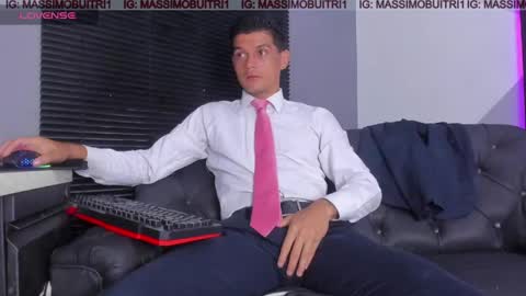 I am Massimo online show from 13, 4, 2026