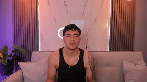 massimo_ross online show from 17, 4, 2026