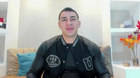 Massimo Contie online show from 2, 1, 2025