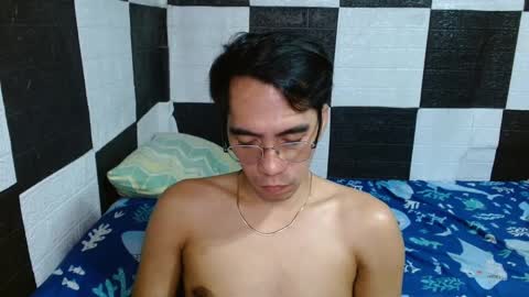 Snapshot of massive_boner02 chatting on 15, 1, 2025 massive_boner02 online show from 15, 1, 2025