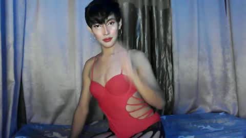 Snapshot of massive_cumboy chatting on 13, 12, 2024 Miss Sweet LUNA 3 online show from 13, 12, 2024