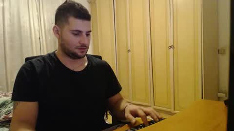 Snapshot of massu1994 chatting on 9, 11, 2025 Massu94 online show from 9, 11, 2025