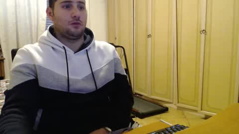 Snapshot of massu1994 chatting on 25, 11, 2025 Massu94 online show from 25, 11, 2025