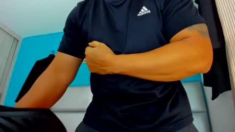 Snapshot of master4nastyslvxxx chatting on 28, 3, 2026 doriam online show from 28, 3, 2026