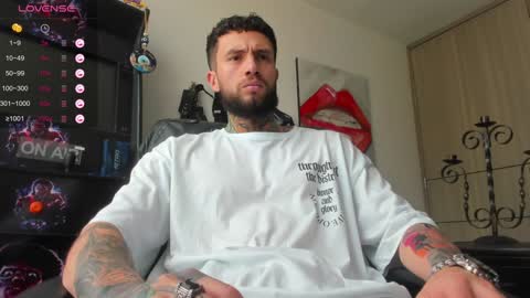 Snapshot of master_steven_01 chatting on 17, 12, 2024 steven online show from 17, 12, 2024