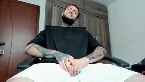 Snapshot of master_steven_01 chatting on 29, 11, 2025 steven online show from 29, 11, 2025