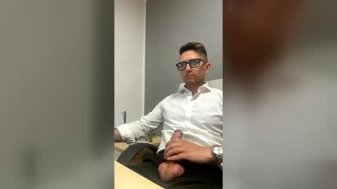 Snapshot of masterboss_fl chatting on 1, 7, 2026 Master Boss online show from 1, 7, 2026