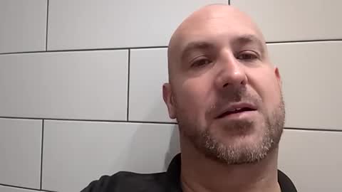 Snapshot of masterclass69er chatting on 27, 11, 2025 Bob online show from 27, 11, 2025