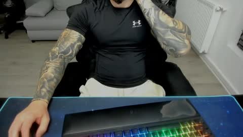 Snapshot of masterkingmuscle chatting on 22, 2, 2025 masterkingmuscle online show from 22, 2, 2025