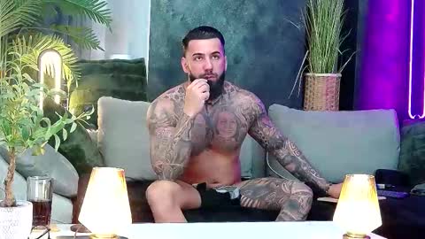 Snapshot of masterkingofmuscle chatting on 19, 3, 2026 masterkingofmuscle online show from 19, 3, 2026