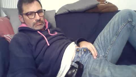 Snapshot of masterp17 chatting on 12, 11, 2025 Master P online show from 12, 11, 2025