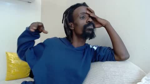 Snapshot of masterr_bate chatting on 17, 10, 2025 Marl online show from 17, 10, 2025