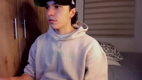 Snapshot of mastrangelo_x chatting on 3, 2, 2026 mastrangelo_x online show from 3, 2, 2026