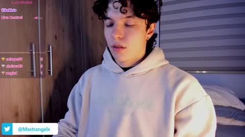 Snapshot of mastrangelo_x chatting on 5, 3, 2026 mastrangelo_x online show from 5, 3, 2026