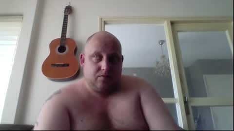 mastrubeertje1988 online show from 25, 6, 2026