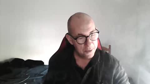 Snapshot of mat11efou chatting on 2, 4, 2026 mat11efou online show from 2, 4, 2026