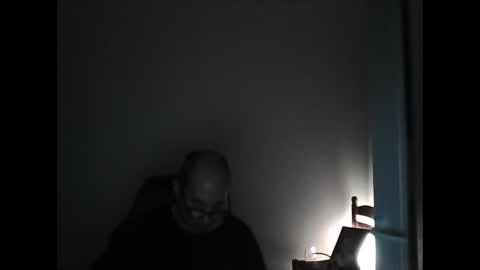 Snapshot of mat11efou chatting on 19, 4, 2026 mat11efou online show from 19, 4, 2026