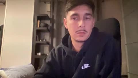 Aaron online show from 4, 12, 2025