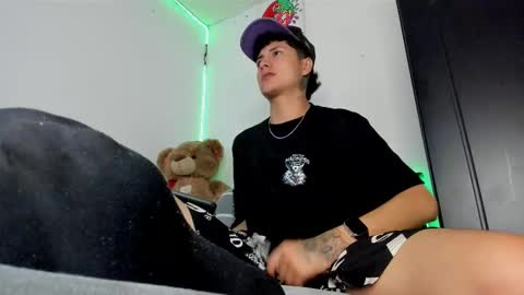 mateo_escobar online show from 27, 11, 2025