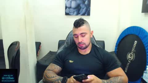 Snapshot of mateosexyhot22 chatting on 25, 4, 2026 Mateo online show from 25, 4, 2026