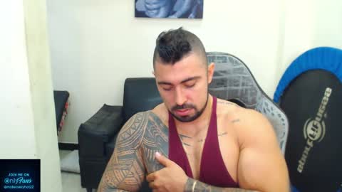Snapshot of mateosexyhot22 chatting on 1, 5, 2026 Mateo online show from 1, 5, 2026