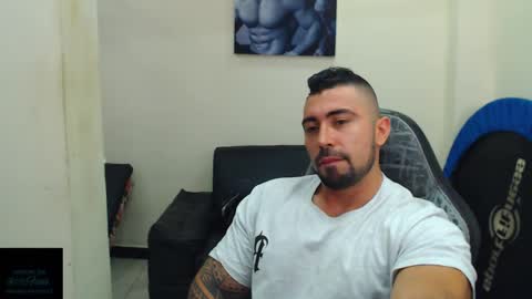 Snapshot of mateosexyhot22 chatting on 25, 5, 2026 Mateo online show from 25, 5, 2026