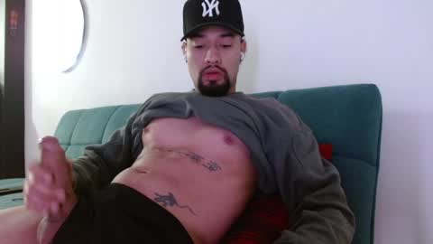 Snapshot of mathew444 chatting on 1, 4, 2026 STRURIBE ON INSTAGRAM online show from 1, 4, 2026