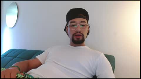 Snapshot of mathew444 chatting on 29, 5, 2026 STRURIBE ON INSTAGRAM online show from 29, 5, 2026