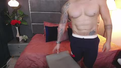 Snapshot of mathew_fit chatting on 6, 5, 2026 mathew_fit online show from 6, 5, 2026