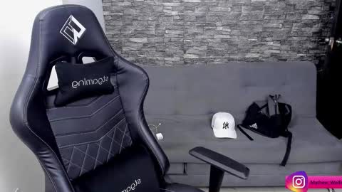 Mathew Independent model online show from 3, 2, 2026