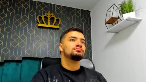 Mathews online show from 16, 12, 2025