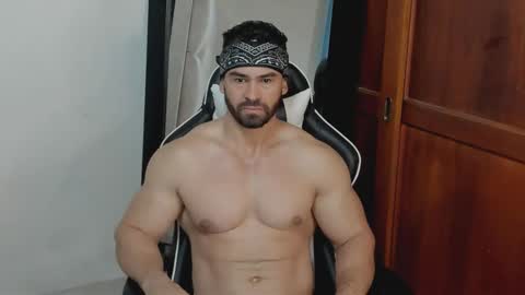 Snapshot of mathews_smith chatting on 14, 5, 2026 mathews_smith online show from 14, 5, 2026
