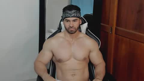 Snapshot of mathews_smith chatting on 21, 5, 2026 mathews_smith online show from 21, 5, 2026