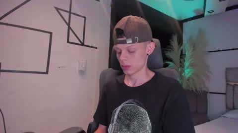 MathewSanz  online show from 2, 4, 2026