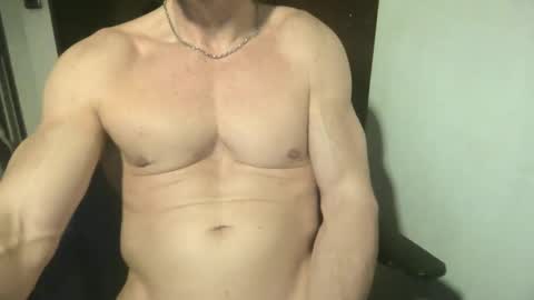 MatiasMatureMuscle online show from 10, 5, 2026