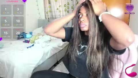 Snapshot of matilde27 chatting on 3, 7, 2026 Daniela online show from 3, 7, 2026