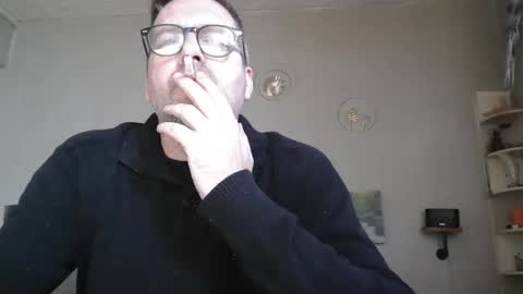 Snapshot of matrike1 chatting on 14, 4, 2026 matrike1 online show from 14, 4, 2026