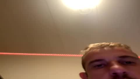 Snapshot of matshot25 chatting on 12, 7, 2026 matshot25 online show from 12, 7, 2026