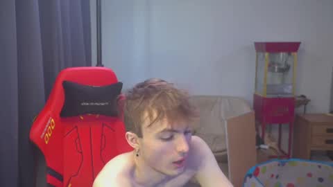 Snapshot of mattcashxxx chatting on 14, 4, 2026 Matt Cash online show from 14, 4, 2026
