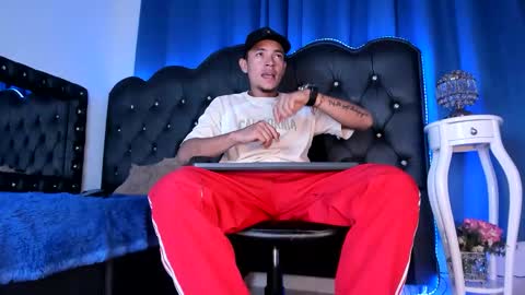 Snapshot of matteo_aspen chatting on 22, 4, 2026 Matteo online show from 22, 4, 2026