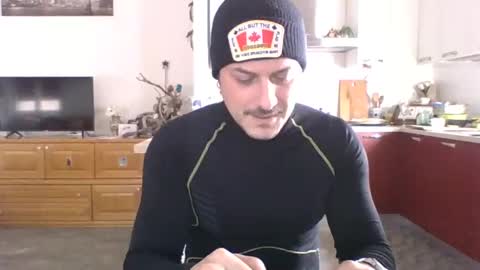 Snapshot of matteushh87 chatting on 3, 2, 2025 matteushh87 online show from 3, 2, 2025