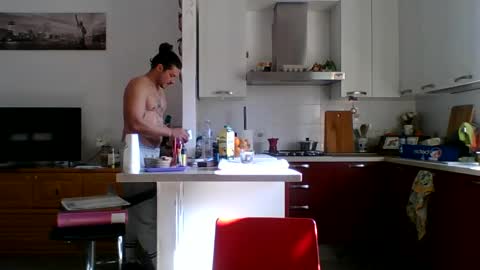 Snapshot of matteushh87 chatting on 5, 2, 2025 matteushh87 online show from 5, 2, 2025