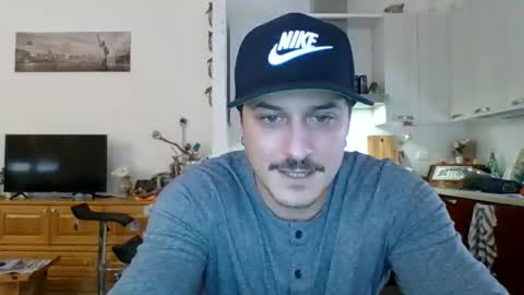 Snapshot of matteushh87 chatting on 17, 2, 2025 matteushh87 online show from 17, 2, 2025