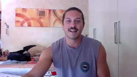 Snapshot of matteushh87 chatting on 10, 10, 2025 matteushh87 online show from 10, 10, 2025