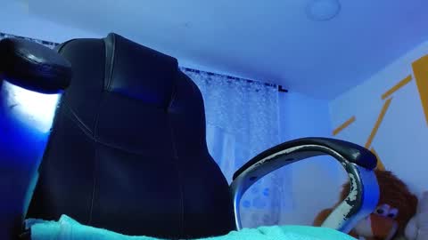 Snapshot of matthewboy_ chatting on 19, 12, 2024 MatthewBoy online show from 19, 12, 2024