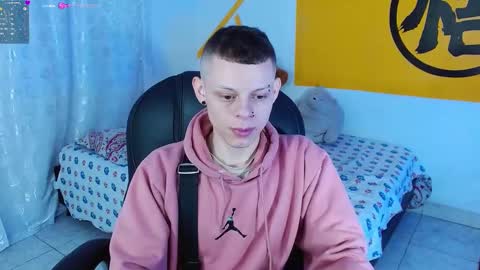 Snapshot of matthewboy_ chatting on 28, 12, 2024 MatthewBoy online show from 28, 12, 2024